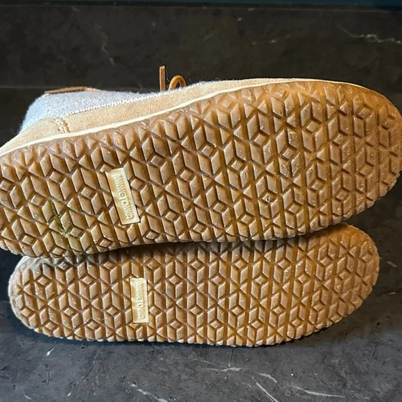 Minnetonka Moccasin Slippers boots size 10 - Picture 3 of 4
